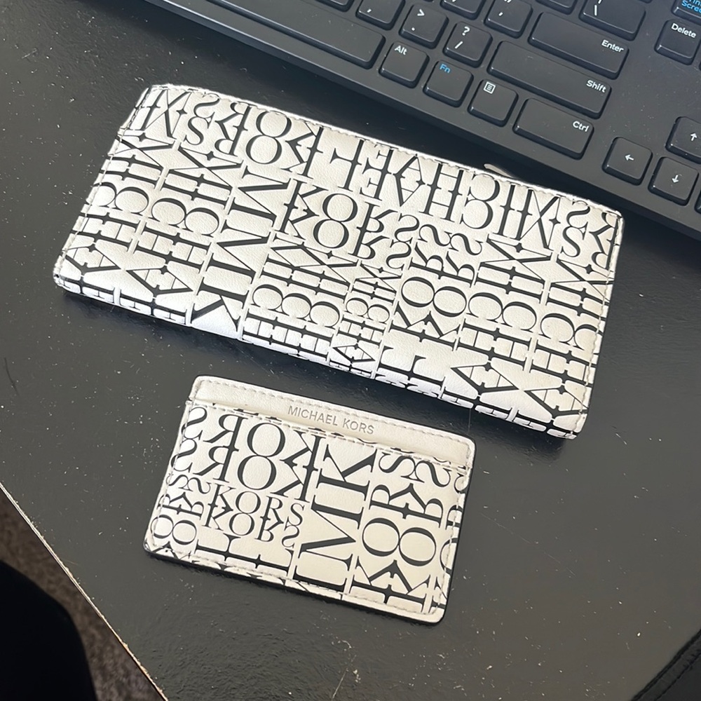 Michael Kors Wallet and Card Holder